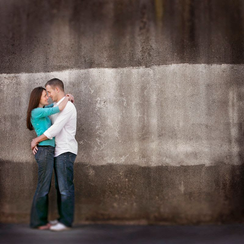 portrait of couple by a wall photo locationpotraits4PhilLynchPhotographer_zpsc02ca499.jpg