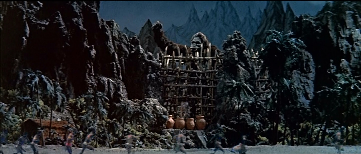 Of course, it doesn't matter how big the fence is. Kong will get through it
