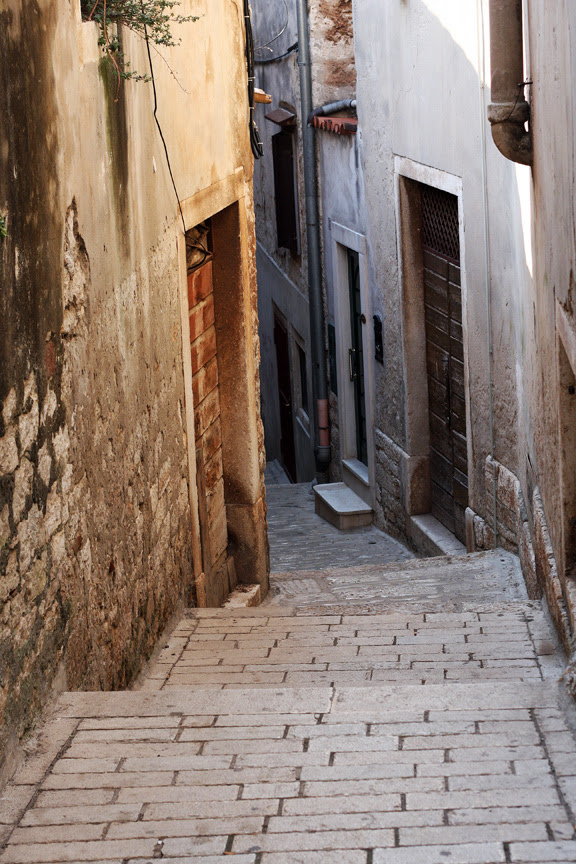 rovinj stairs
