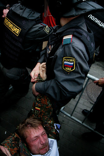 Задержание на Триумфальной площади в Москве. Акция "Стратегии-31" 31 августа 2012 by hegtor