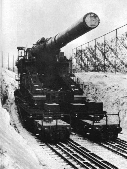 Cañón ferroviario Dora Schwerer Gustav railway gun Sebastopol