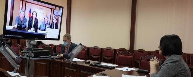 Женщины-депутаты ПФО встретились на площадке Заксобрания Кировской области