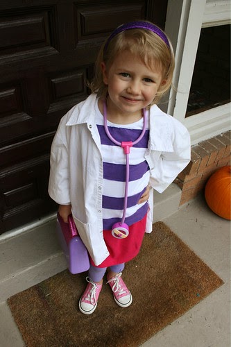 Jenny Makes Stuff: Doc McStuffins Costume