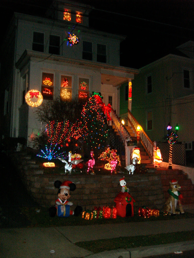 Christmas Decoration Store In Nj / Tinsel, the Christmas-theme bar, returns in Center City