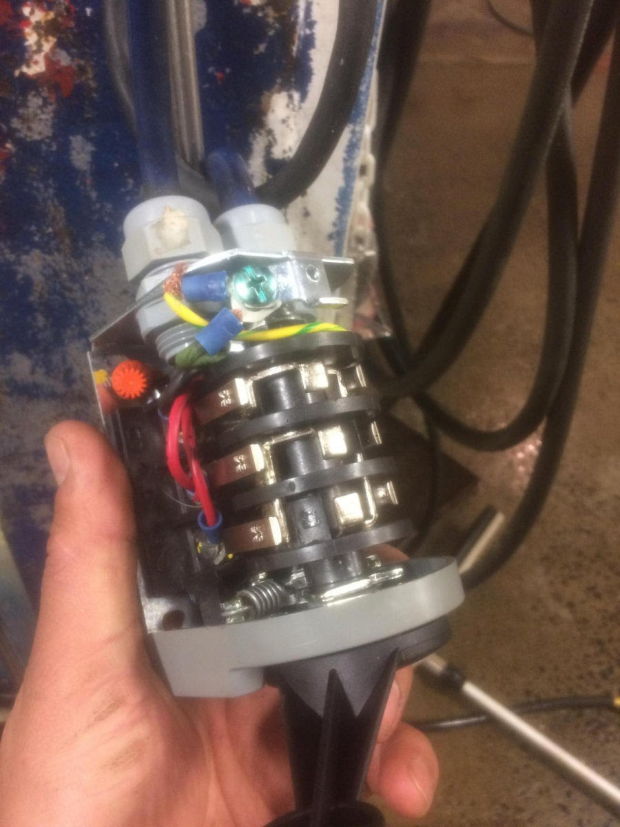 How To Wire Single Phase Forward Reverse Swith / Need help setting up