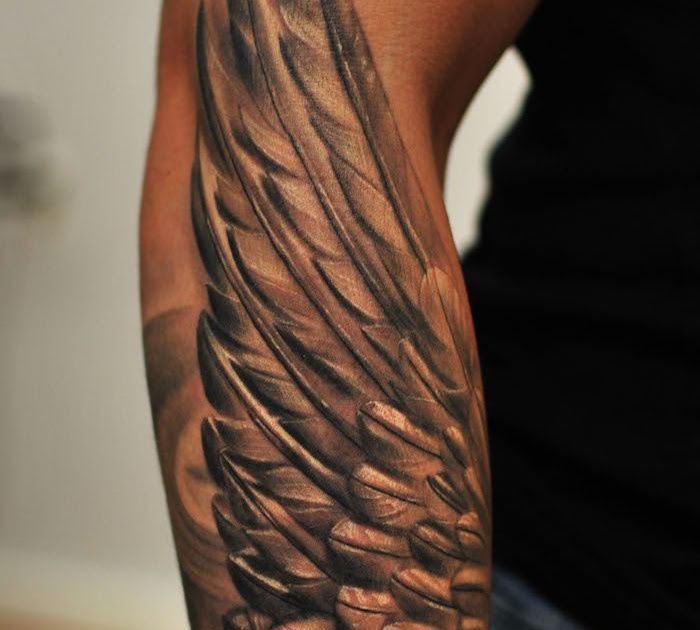 Flügel männer tattoo arm