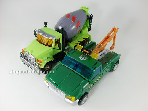 Transformers Mixmaster RotF Voyager (G1 deco) + Hoist RotF Deluxe - modo alterno