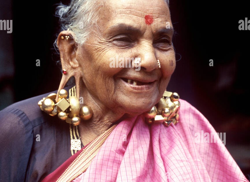 Share Chat Old Song Tamil New : Old lady wearing massive earrings