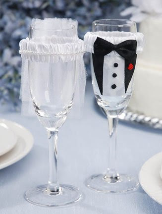 The London Fiancé: Decoration Ideas - Bride & Groom Champagne Flutes