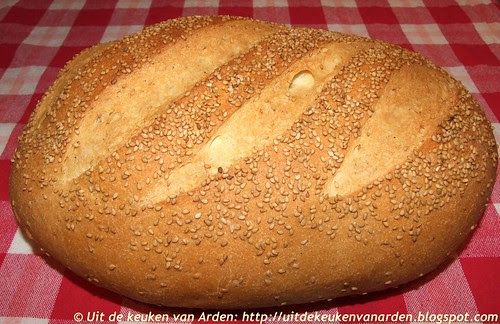 Wit brood met mais- en semolinameel