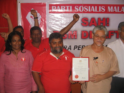 PSM leaders with party registration certificate