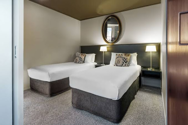 Reviews of Hilton Queenstown Resort & Spa in Queenstown - House cleaning service