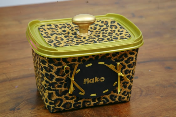 pote de sorvete decorado com tecido