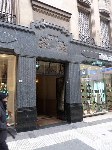 620-622 Calle Florida, Buenos Aires