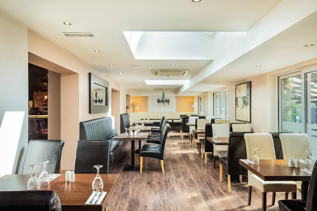 Ramada by Wyndham London Finchley - Hotel