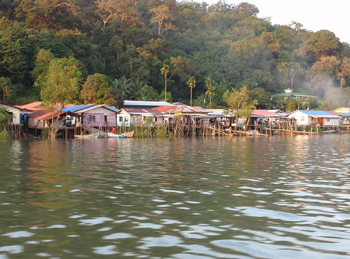 Fishing village, Salak River