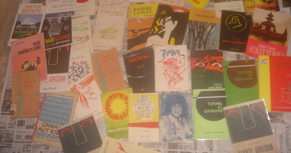 Buku Kumpulan Sajak Dina Sastra Sunda Nyaéta GTK Guru