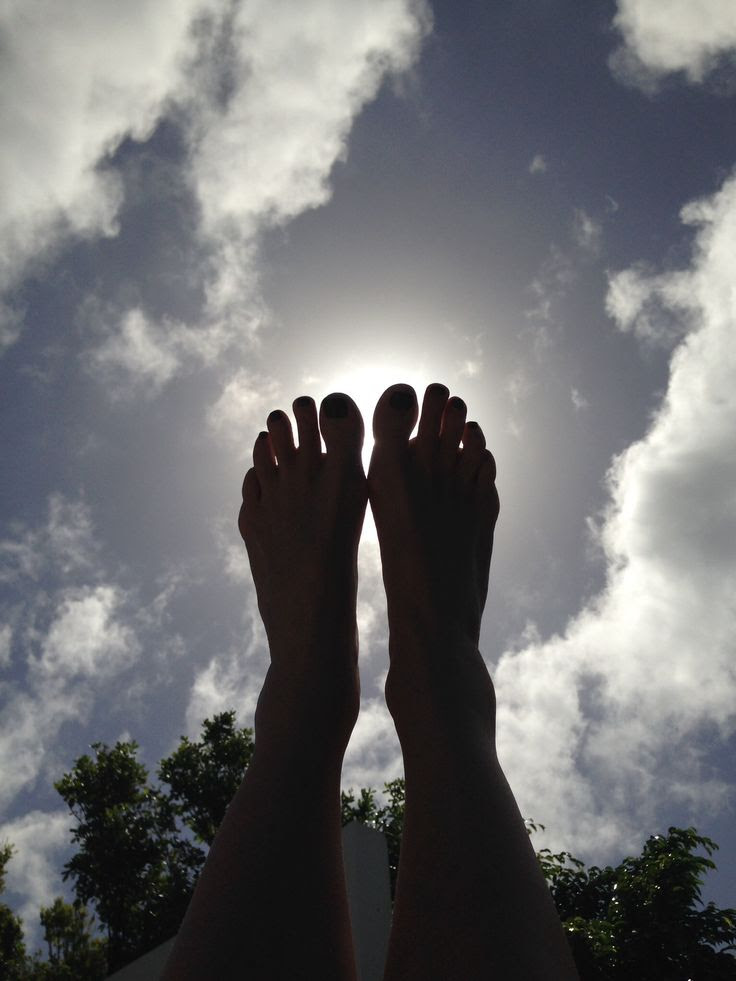 People's Prayers: Meditation Moments: About a foot wide