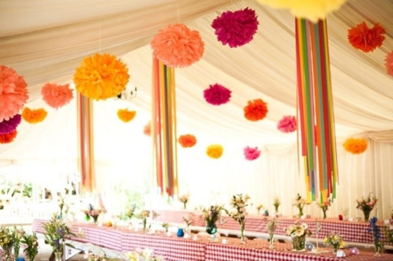 30 hanging paper pompoms decor ideas for your wedding 1