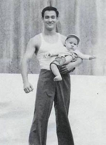 Rare Photographs of Bruce Lee