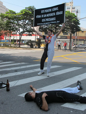 Apresentações abordaram temas como alcoolismo no trânsito (Foto: cla)