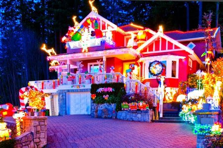 Christmas Lights Set To Music