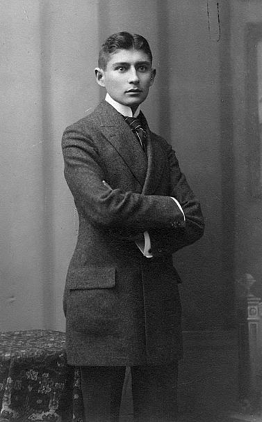 Archivo:Kafka1906.jpg