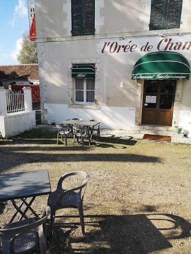 Hôtel la Clef des Châteaux - Hôtel & Restaurant à Maslives
