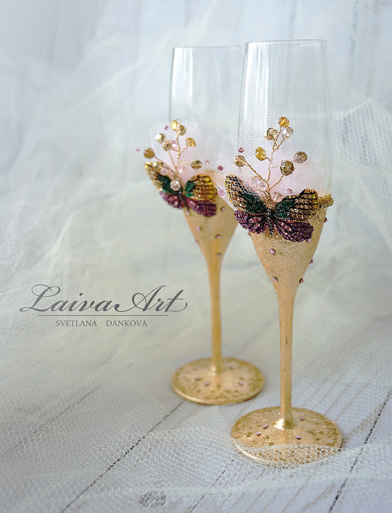How To Decorate Champagne Glasses For A Wedding