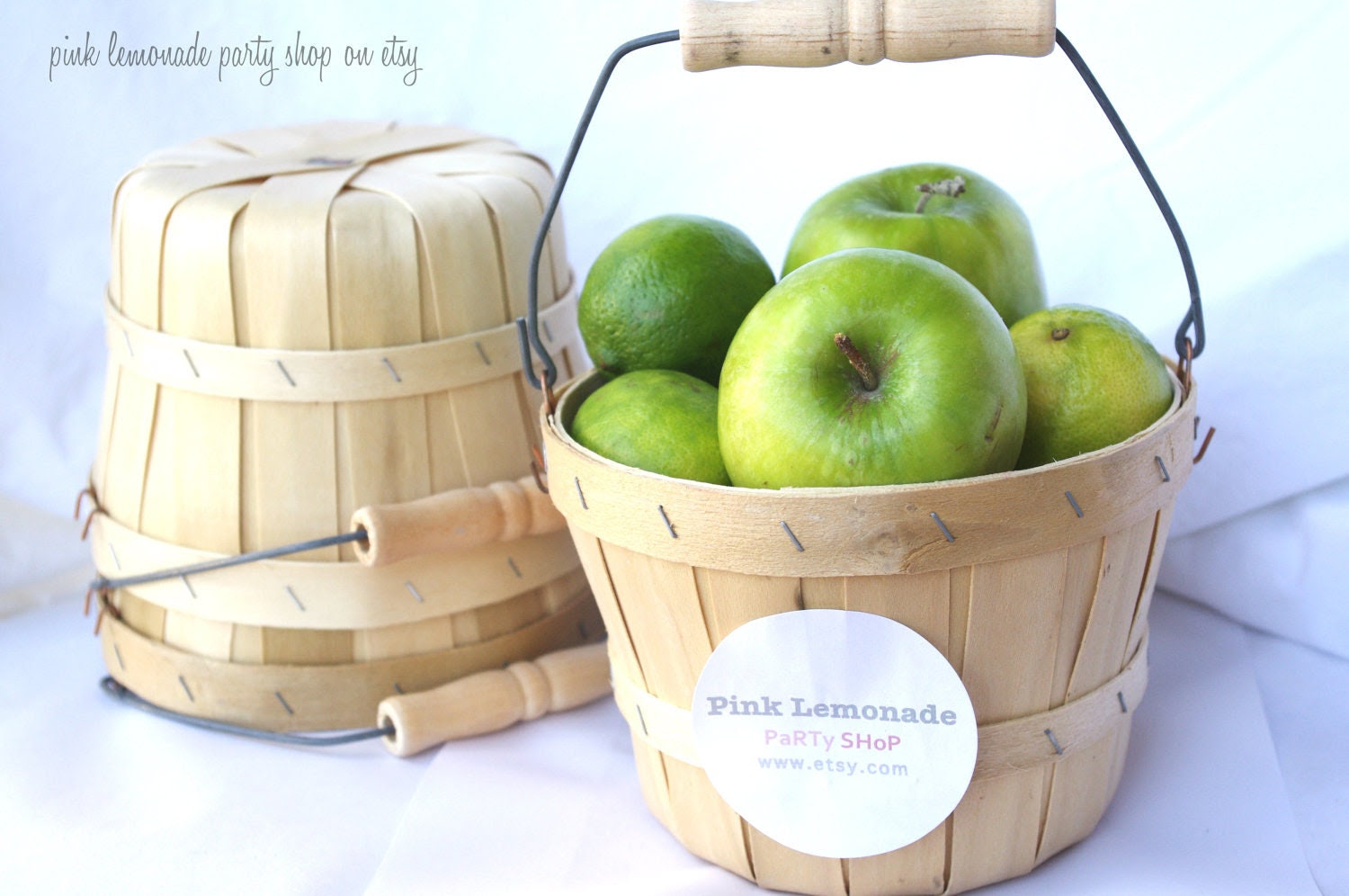 MiNi APPLe BaSKeTS-set of 3-ADorable birch wood baskets with handles--party favors-weddings-centerpieces--add labels or twine - pinklemonadeparty MiNi APPLe BaSKeTS-set of 3-ADorable birch wood baskets with handles--party favors-weddings-centerpieces--add labels or twine - pinklemonadeparty