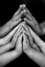 mani in preghiera