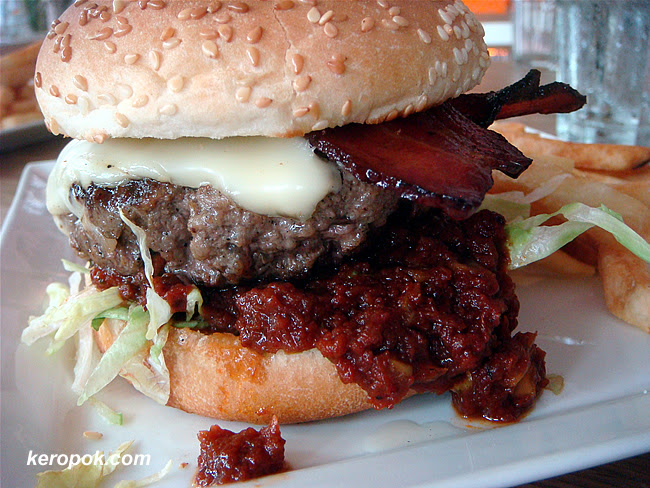 Bacon & Cheese Beef Burger