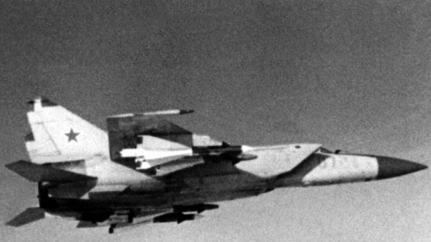 MiG-25