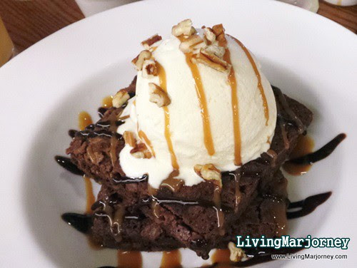 Friday's Brownie Obsession, by LivingMarjorney on Flickr Friday's Brownie Obsession, by LivingMarjorney on Flickr