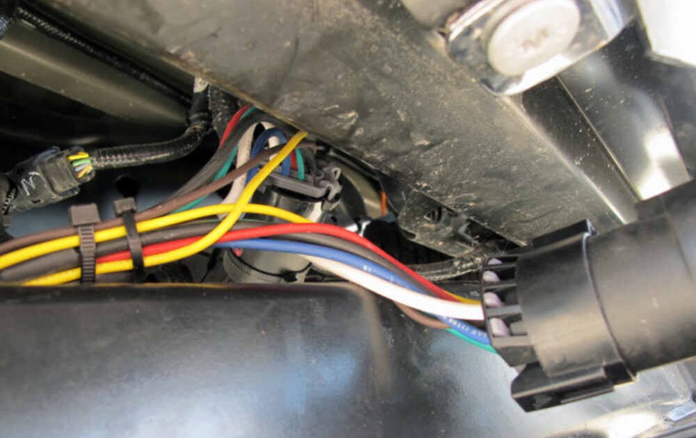 Coor Code For Trailer Plug On 2015 F-250 - Trailer Wiring Connector