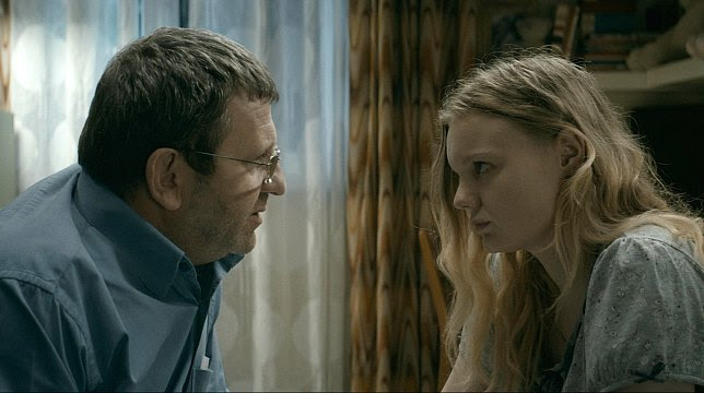 Risultati immagini per un padre una figlia