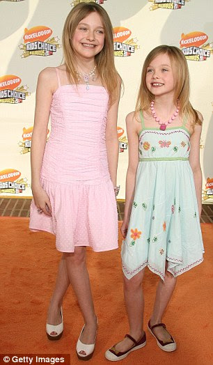 http://i.dailymail.co.uk/i/pix/2011/09/14/article-2037298-0DC5B25100000578-900_306x524.jpg
