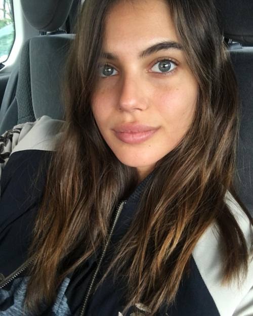 Sexy Cypriot Girls