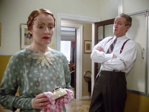 Poirot_MsLemon_DoubleClue_seagreendress