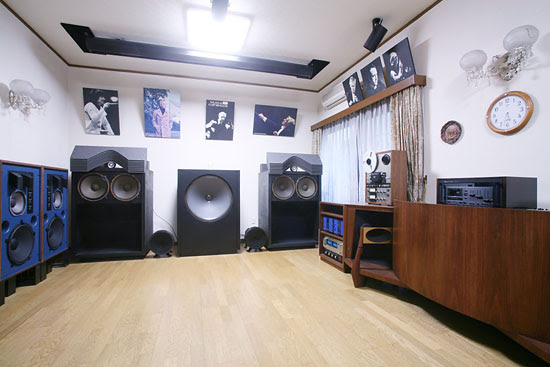 JBL 4350 初期型ホワイトコーンモデル