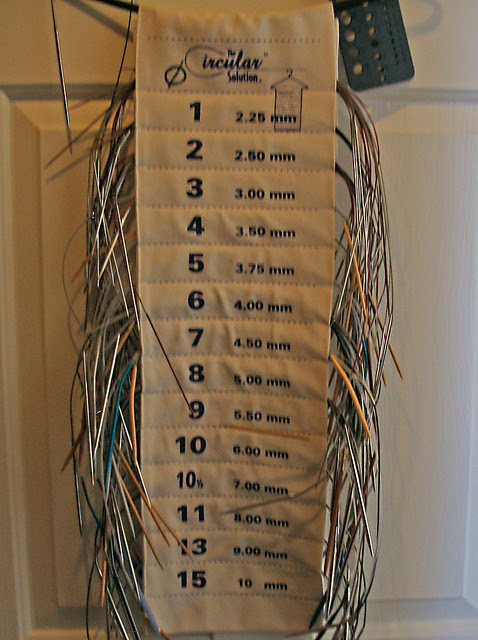 Circular Needle Hanger