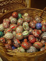oeufs peints paques roumanie
