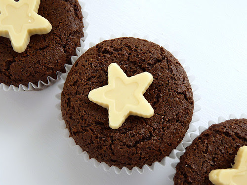 Buckwheat Chocolate-Almond Cupcakes
