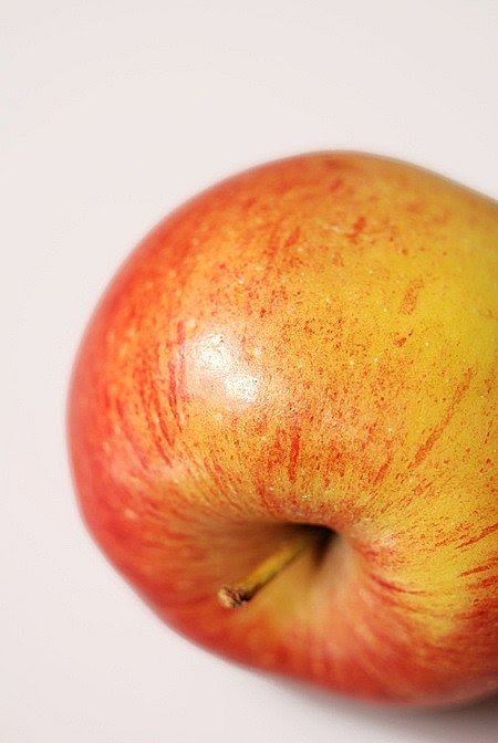 braeburn apple© by Haalo