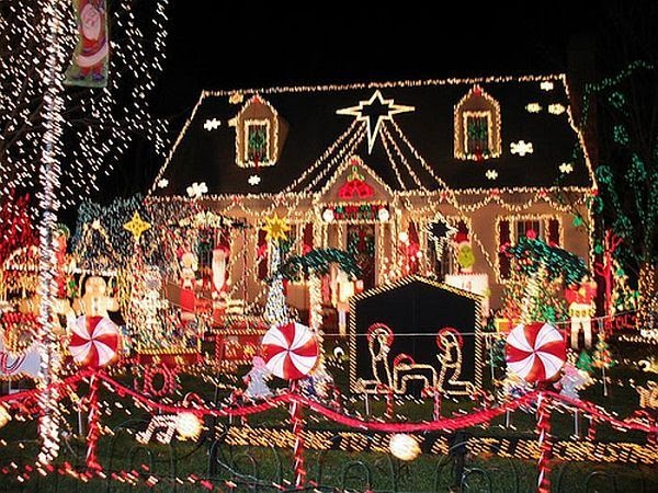Christmas House Decorating Ideas Outside - Home Decor