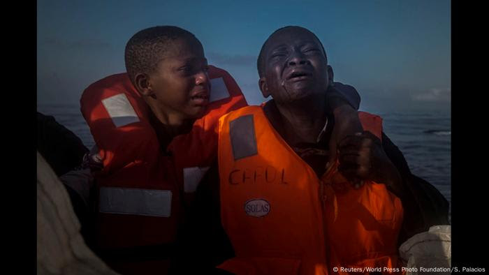 World Press Photo Awards 2017 World Press Photo Awards 2017 - General News - Second Prize, Singles - Santi Palacios - Left Alone (Reuters/World Press Photo Foundation/S. Palacios)