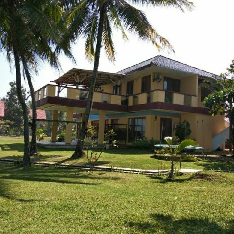 Resort Di Pantai Pelabuhan Ratu - Wallpaper Alam