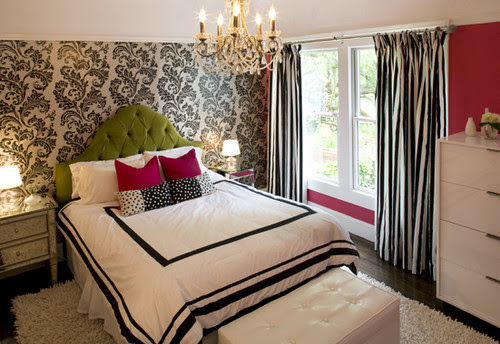Teenage girls bedroom contemporary bedroom