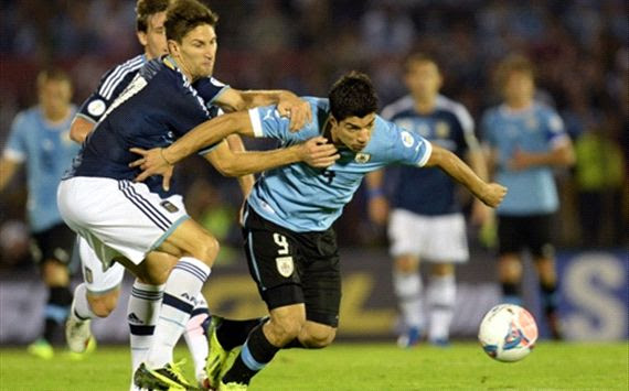 uruguay 3 - argentina 2
