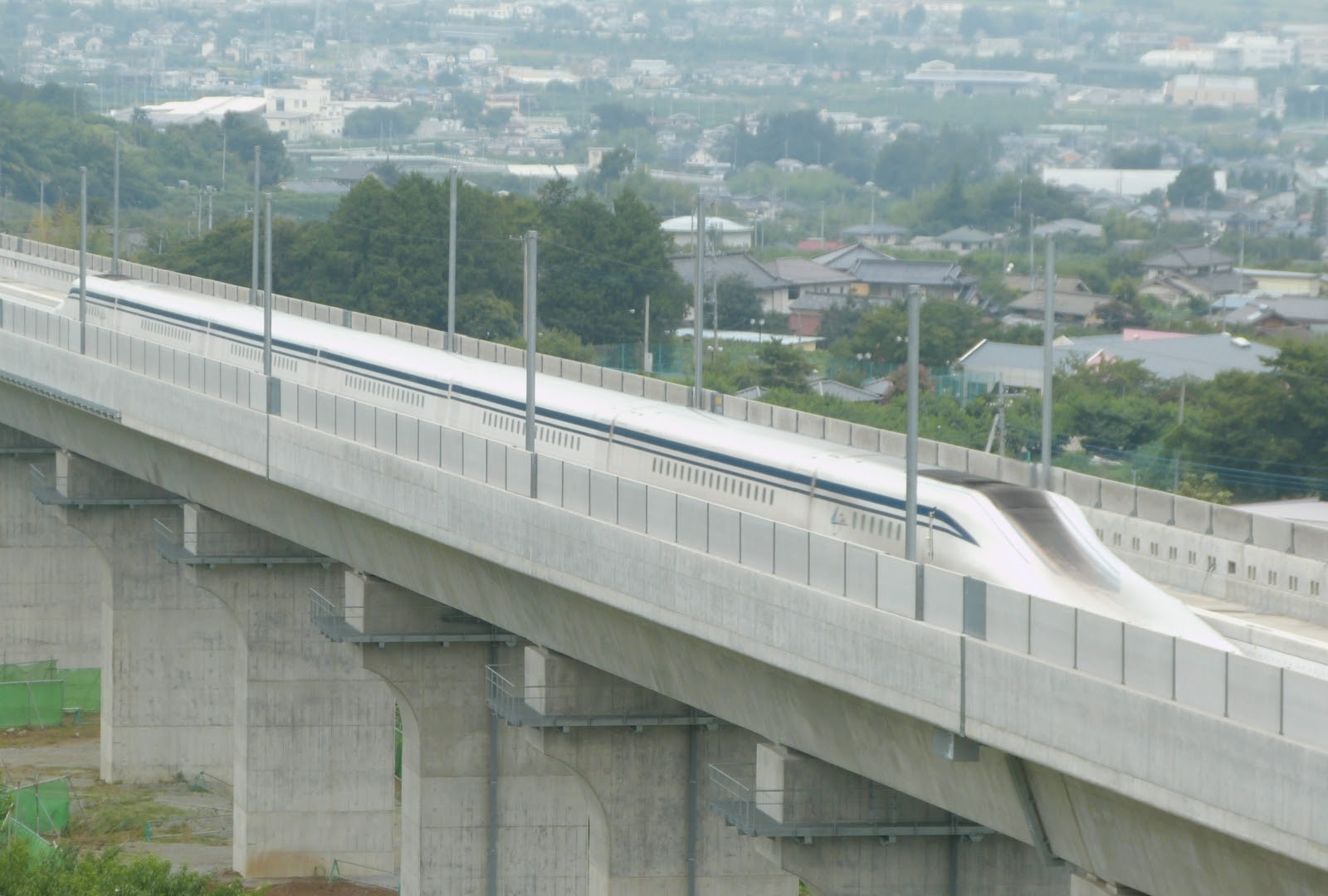 JR Central SCMaglev L0 Series Shinkansen 201408081002.jpg